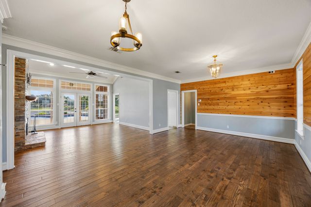 1165 Brent Avenue, Terrell, TX 75160