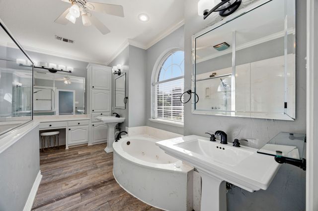 1165 Brent Avenue, Terrell, TX 75160