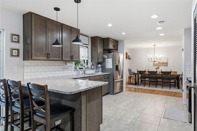 124 N POINTE DRIVE, Auburndale, FL 33823