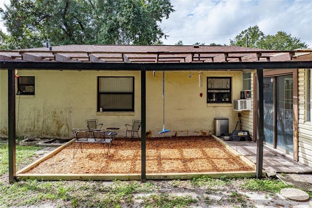 124 N POINTE DRIVE, Auburndale, FL 33823