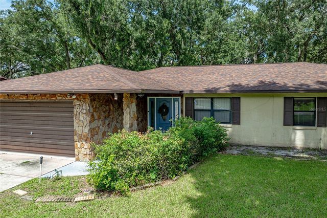 124 N POINTE DRIVE, Auburndale, FL 33823