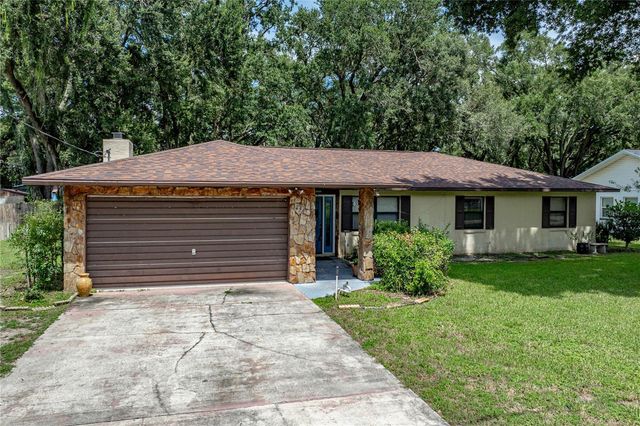 124 N POINTE DRIVE, Auburndale, FL 33823