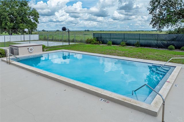 124 N POINTE DRIVE, Auburndale, FL 33823