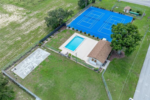 124 N POINTE DRIVE, Auburndale, FL 33823