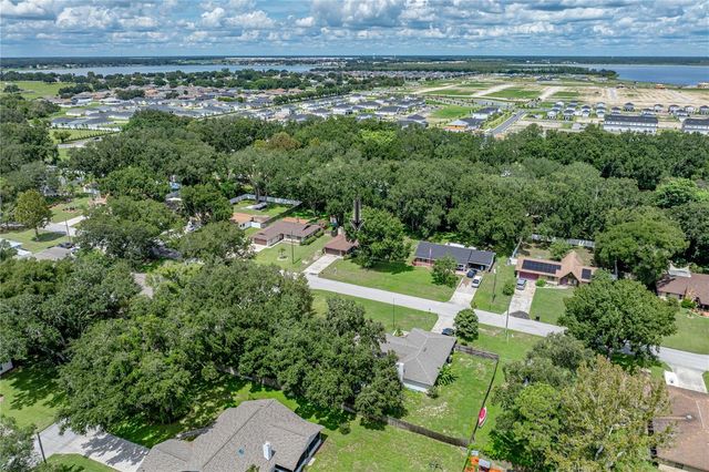 124 N POINTE DRIVE, Auburndale, FL 33823