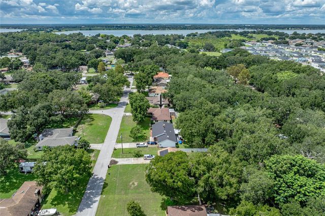 124 N POINTE DRIVE, Auburndale, FL 33823