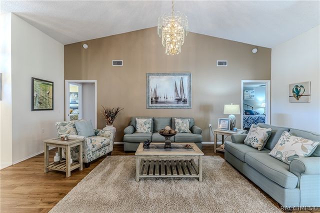 7443 Willow Brook Drive, Spring Hill, FL 34606