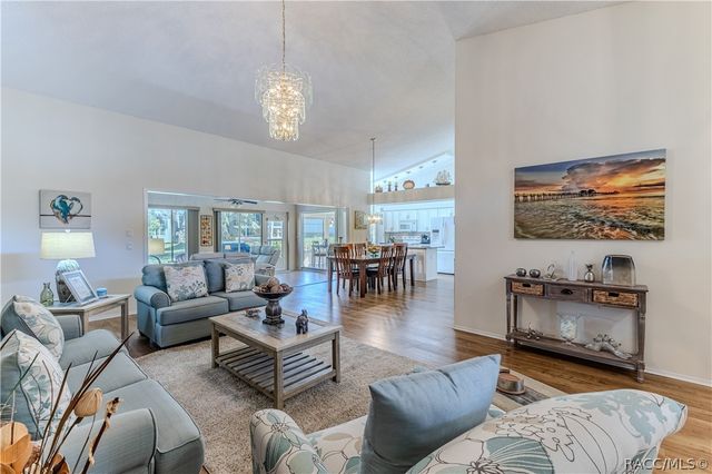 7443 Willow Brook Drive, Spring Hill, FL 34606