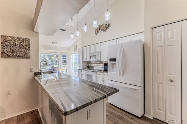 7443 Willow Brook Drive, Spring Hill, FL 34606