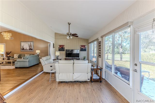 7443 Willow Brook Drive, Spring Hill, FL 34606