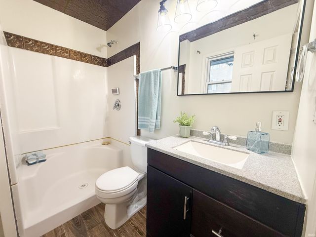 1137 Echo Drive, South Bend, IN 46614