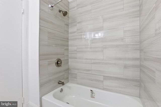 1242 LIBERTE CT, Burlington, NJ 08016