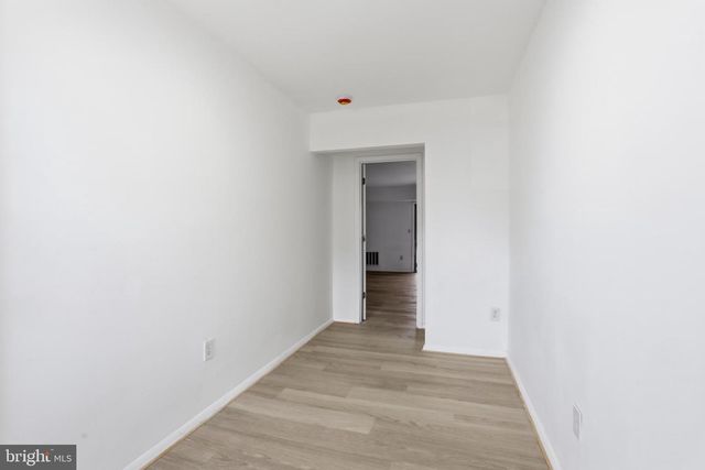 1242 LIBERTE CT, Burlington, NJ 08016