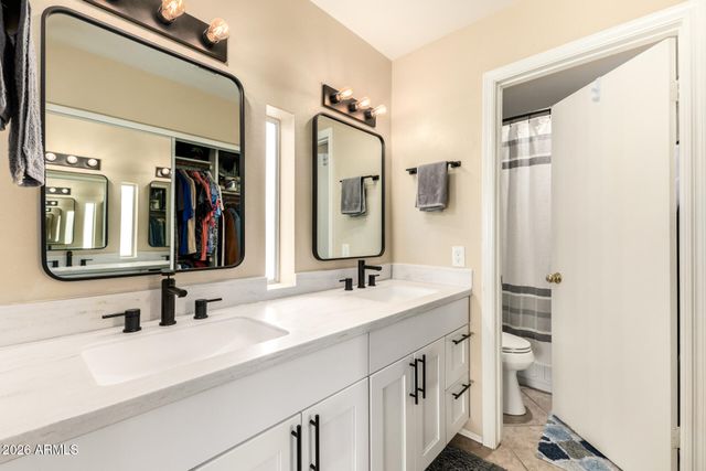 4122 E MOUNTAIN VISTA Drive, Phoenix, AZ 85048