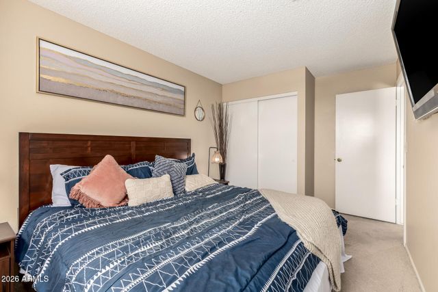 4122 E MOUNTAIN VISTA Drive, Phoenix, AZ 85048