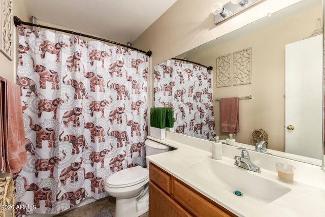 4122 E MOUNTAIN VISTA Drive, Phoenix, AZ 85048