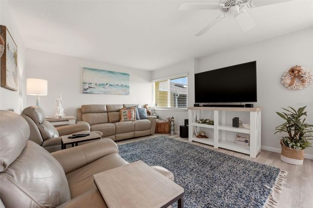 101 LOUELLA LANE 2, Nokomis, FL 34275