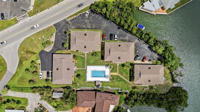 101 LOUELLA LANE 2, Nokomis, FL 34275