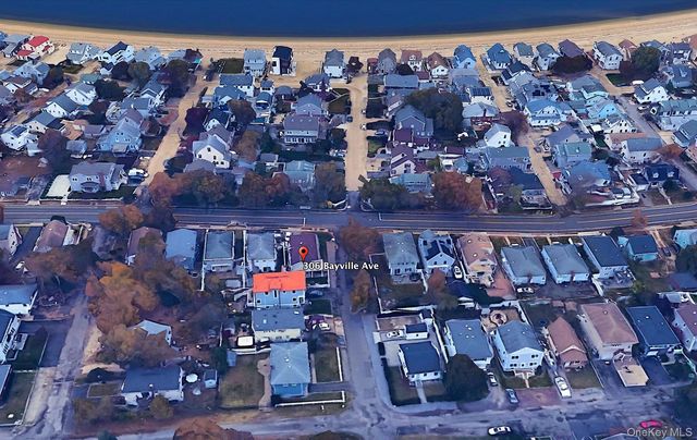 306 Bayville Avenue, Bayville, NY 11709