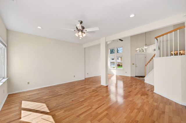 8314 Bramble Bush Cir, Antelope, CA 95843