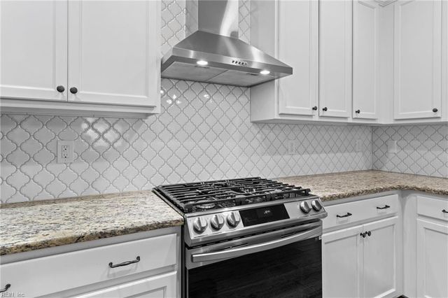 1901 Channing LN, Virginia Beach, VA 23456