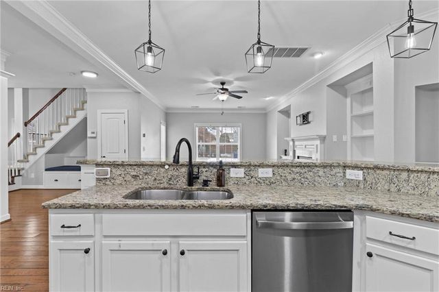 1901 Channing LN, Virginia Beach, VA 23456