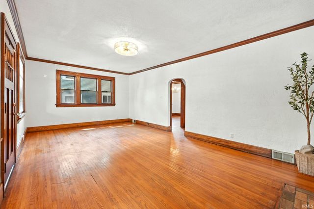 2309 N Anthony Boulevard, Fort Wayne, IN 46805