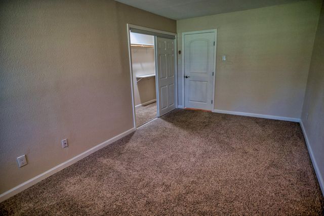 319 Buffalo Trail, Lake Jackson, TX 77566