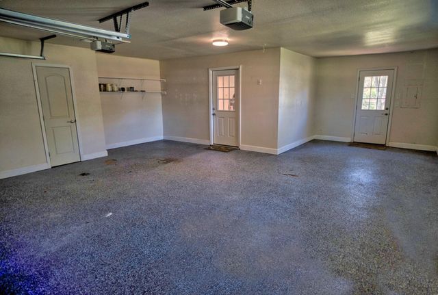 319 Buffalo Trail, Lake Jackson, TX 77566