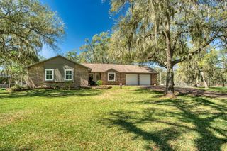 319 Buffalo Trail, Lake Jackson, TX 77566