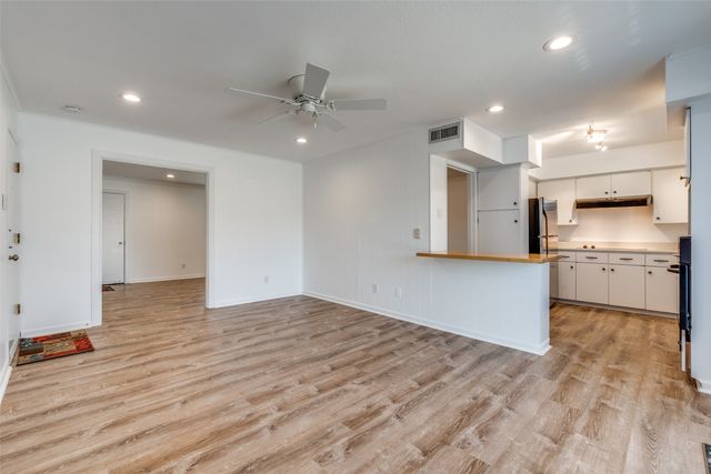 5833 Birchbrook Drive 208, Dallas, TX 75206