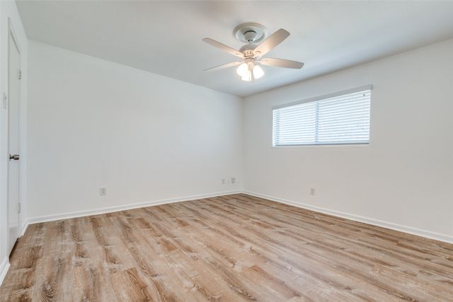 5833 Birchbrook Drive 208, Dallas, TX 75206