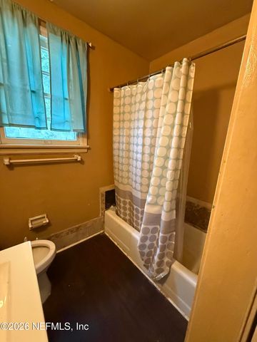 1037 WESTBROOK Circle W, Jacksonville, FL 32209