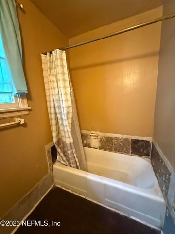 1037 WESTBROOK Circle W, Jacksonville, FL 32209