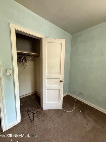 1037 WESTBROOK Circle W, Jacksonville, FL 32209