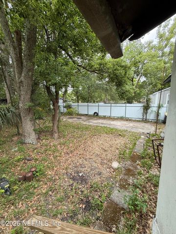 1037 WESTBROOK Circle W, Jacksonville, FL 32209