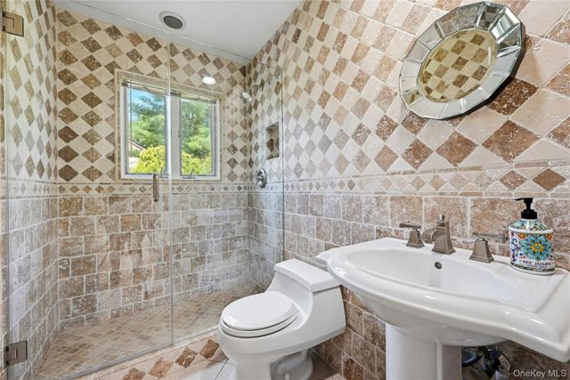4 Laurelwood Court, Dix Hills, NY 11746
