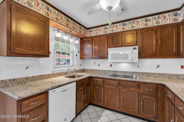 35B Gramercy Lane, Manchester, NJ 08759