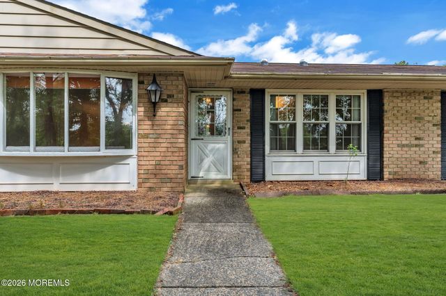 35B Gramercy Lane, Manchester, NJ 08759