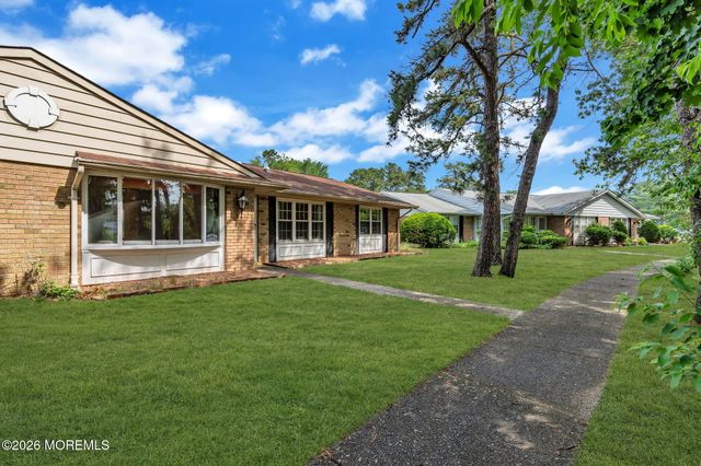 35B Gramercy Lane, Manchester, NJ 08759