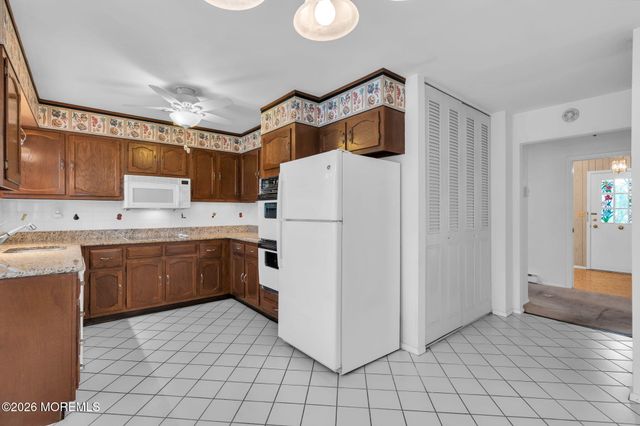 35B Gramercy Lane, Manchester, NJ 08759