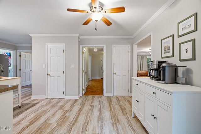 2901 Meadowview Court, Apex, NC 27539