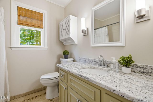 2901 Meadowview Court, Apex, NC 27539