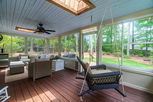 2901 Meadowview Court, Apex, NC 27539