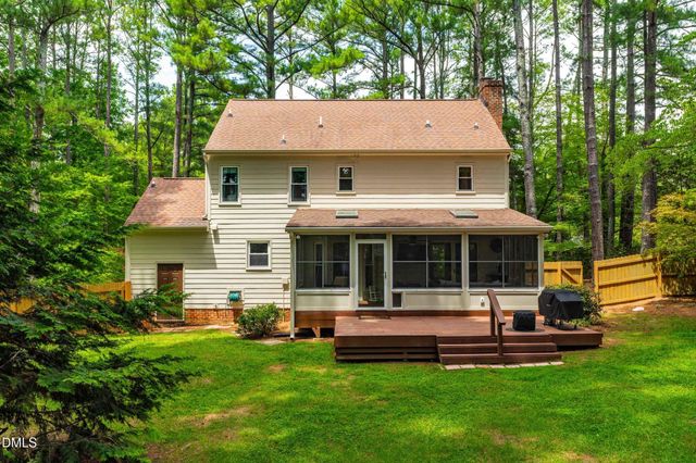 2901 Meadowview Court, Apex, NC 27539