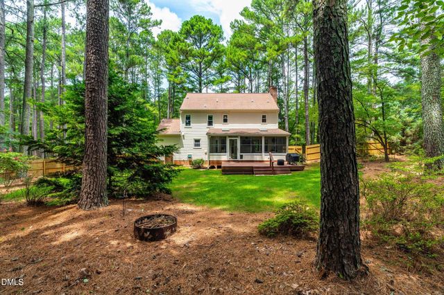2901 Meadowview Court, Apex, NC 27539