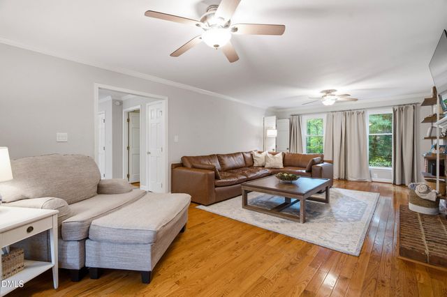 2901 Meadowview Court, Apex, NC 27539