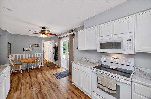 813 SE Uehlamar Drive, Ankeny, IA 50021