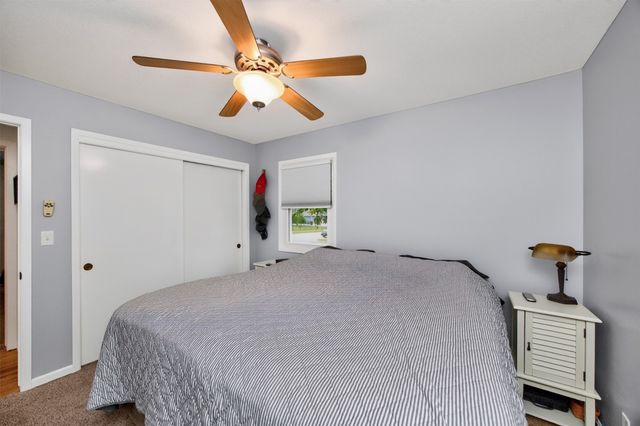 813 SE Uehlamar Drive, Ankeny, IA 50021