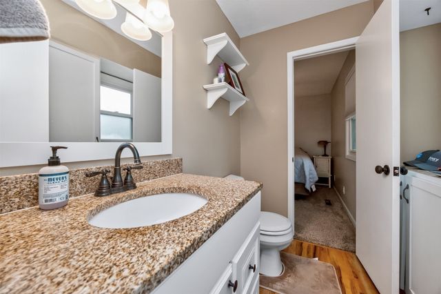813 SE Uehlamar Drive, Ankeny, IA 50021